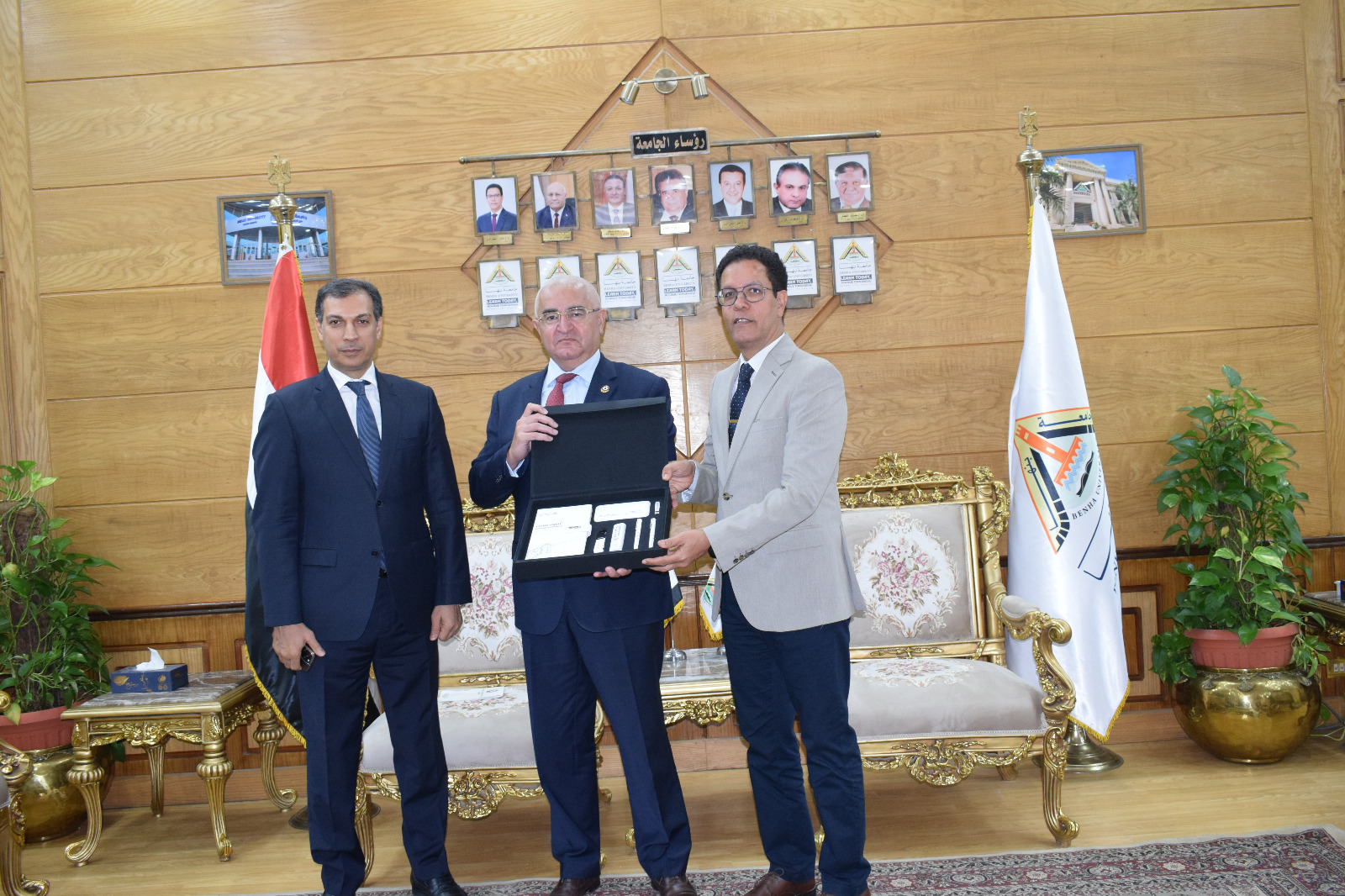 وسط