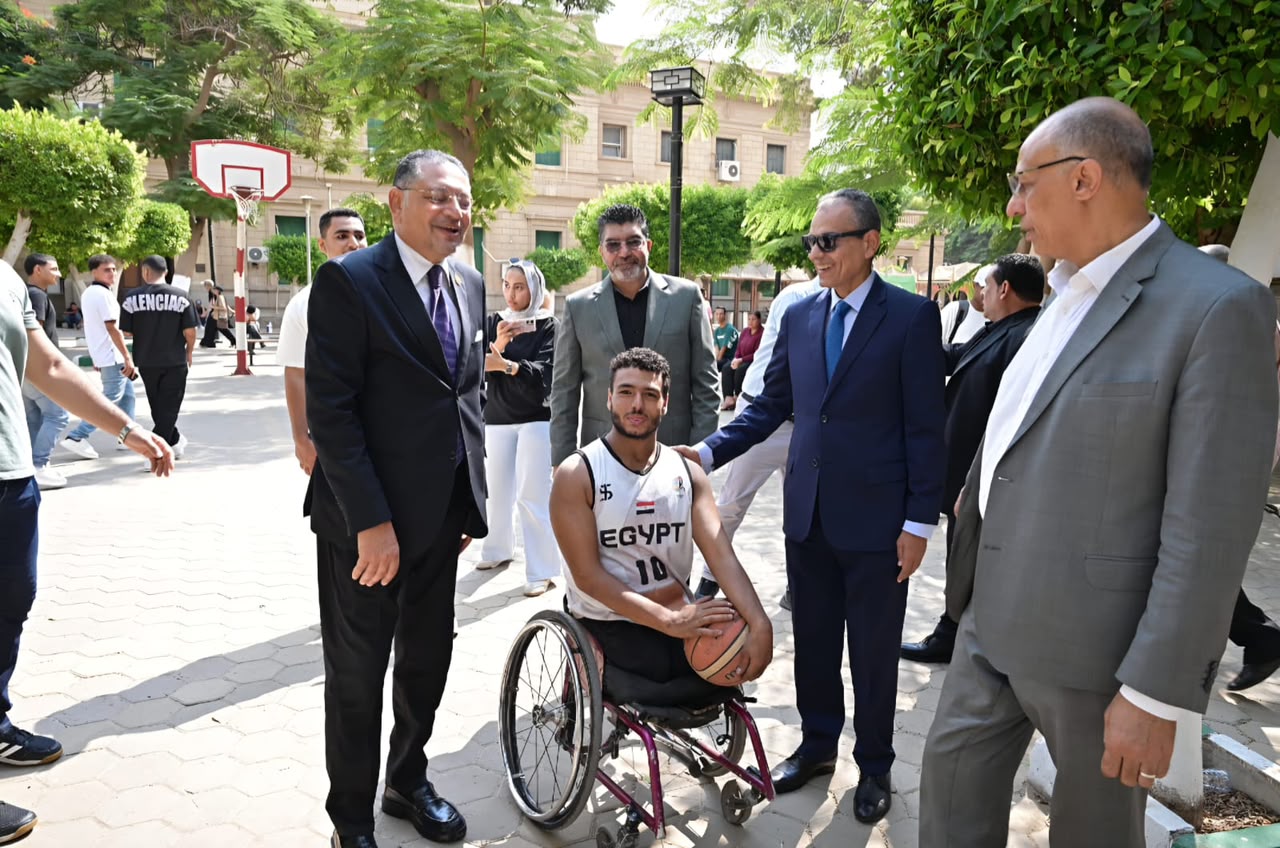 وسط