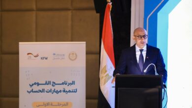 Photo of وزير التربية والتعليم يعلن إطلاق المرحلة الرابعة من البرنامج القومي لتنمية مهارات اللغة العربية والمرحلة الأولى من البرنامج القومي لتنمية مهارات الحساب