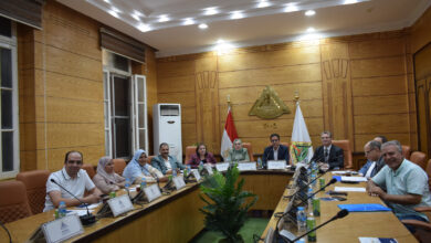 Photo of رئيس جامعة بنها يترأس اجتماع لجنة المنشآت لمتابعة المشروعات الإنشائية ورفع كفاءة المرافق