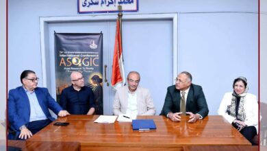 Photo of شراكة طبية عابرة للحدود بين جامعة عين شمس ولوبيك الألمانيةلتطوير مهارات الأطباء في جراحات المناظير النسائية