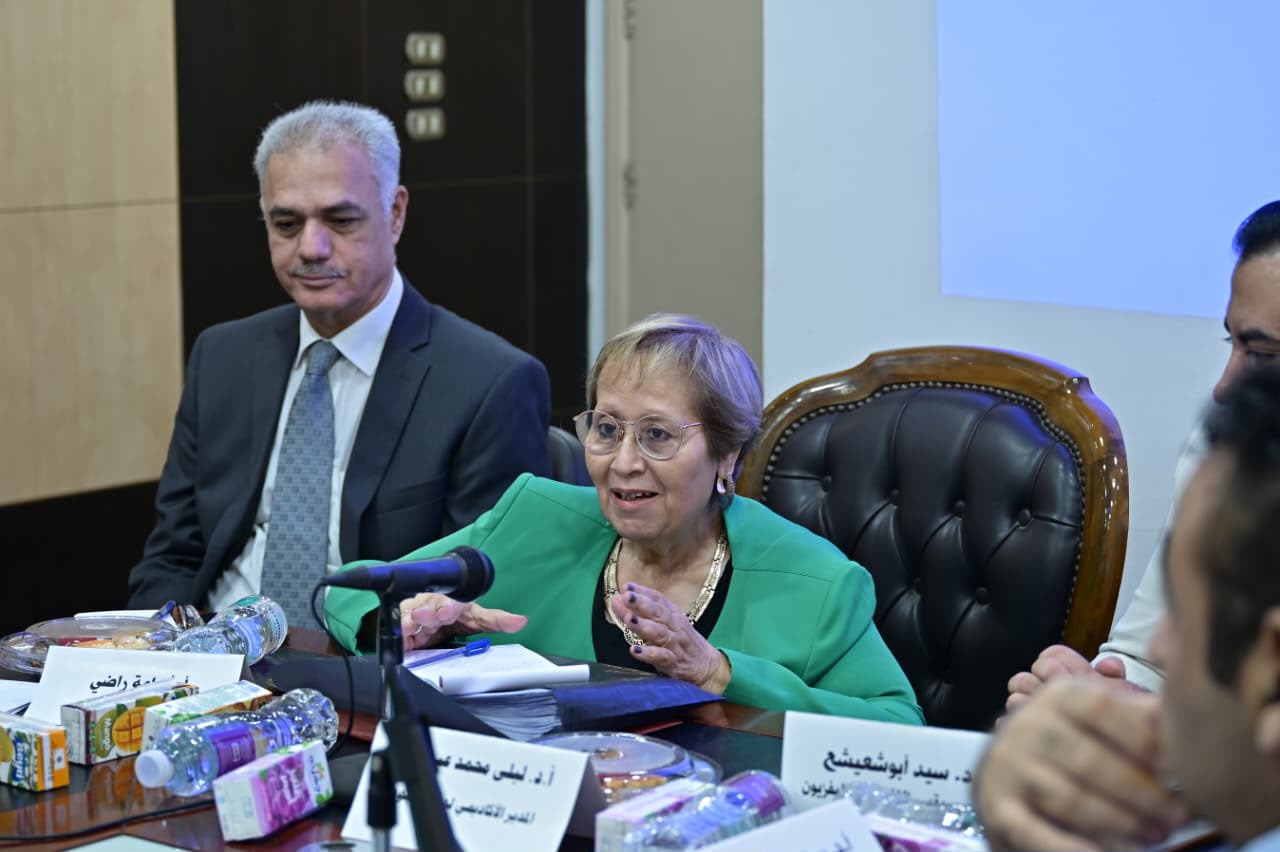 وسط