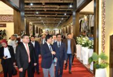 Photo of رئيس جامعة بنها يتفقد معرض “تراثنا 2026” ويبحث تعزيز التعاون مع جهاز تنمية المشروعات